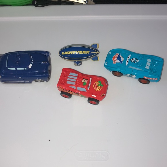 Disney Pixar piston cup & desert mega blocks - Picture 8 of 9